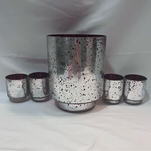 *Discontinued* Yankee Candle Holiday Speckled Silver and Red Candle Holder Set.